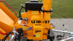 Štěpkovač na benzín s brzděným podvozkem LS 100/27 CB